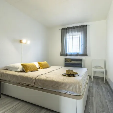 Apartman Port Raphael-2 By Interhome *