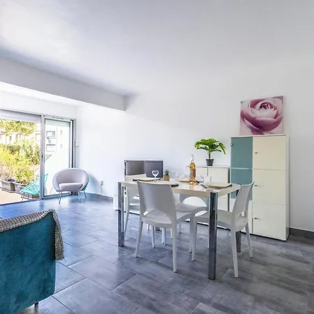 Apartman Port Raphael-2 By Interhome *